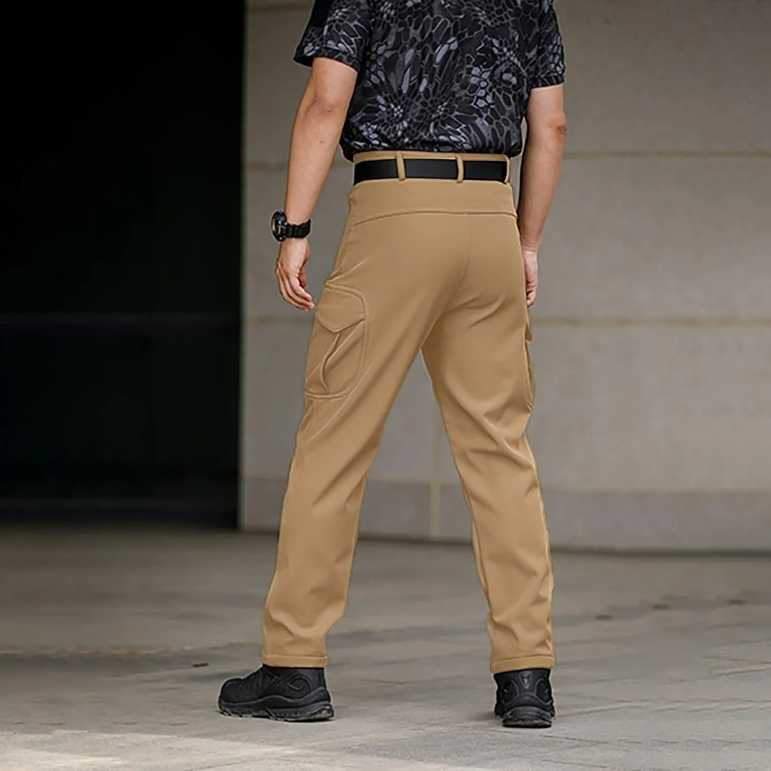 Fleece Lined Work Pants for Men Winter Warm Slim Fit Cargo Pants with Pockets Waterproof Tactical Pants Ski Pants