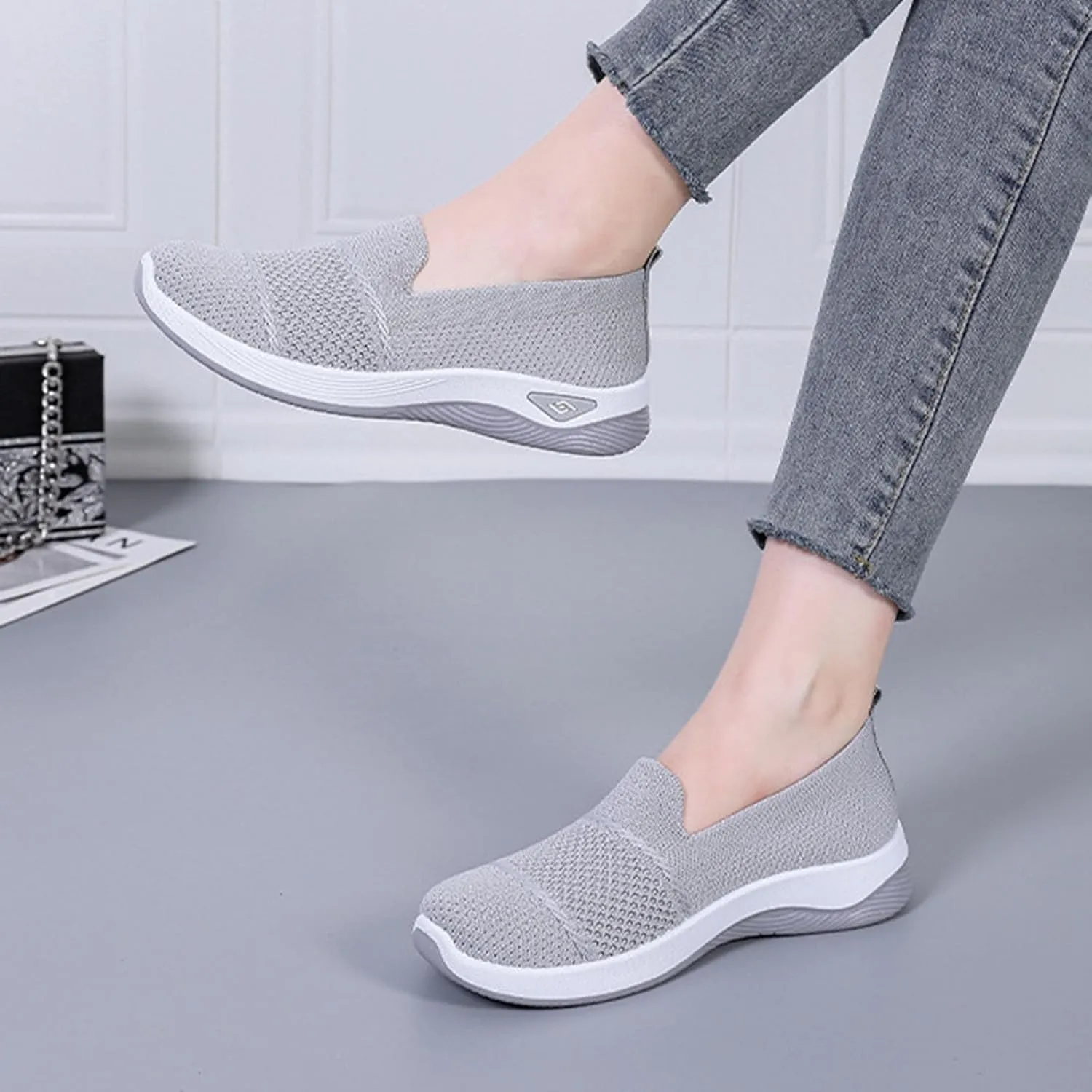 Womens Slip on Walking Shoes Non Slip Mesh Loafers Comfortable Arch Support Orthopedic Sneaker for Maternity Elderly
